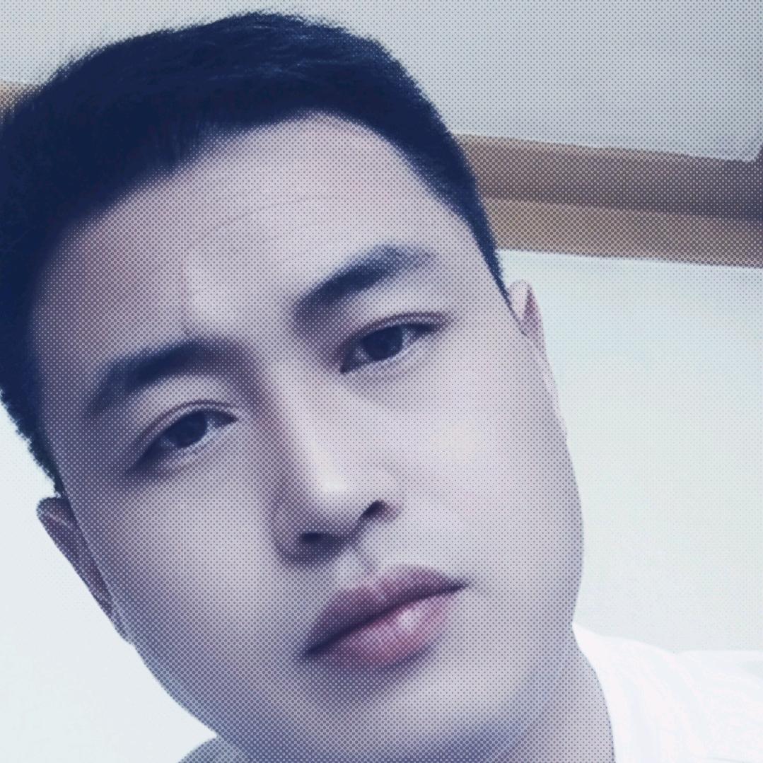 素衣一人独饮