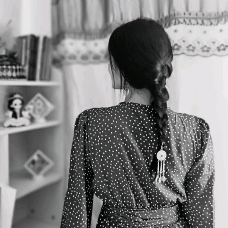 amina  এ᭄ ✿”