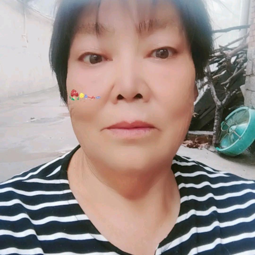 李琴（每晚七点直播）