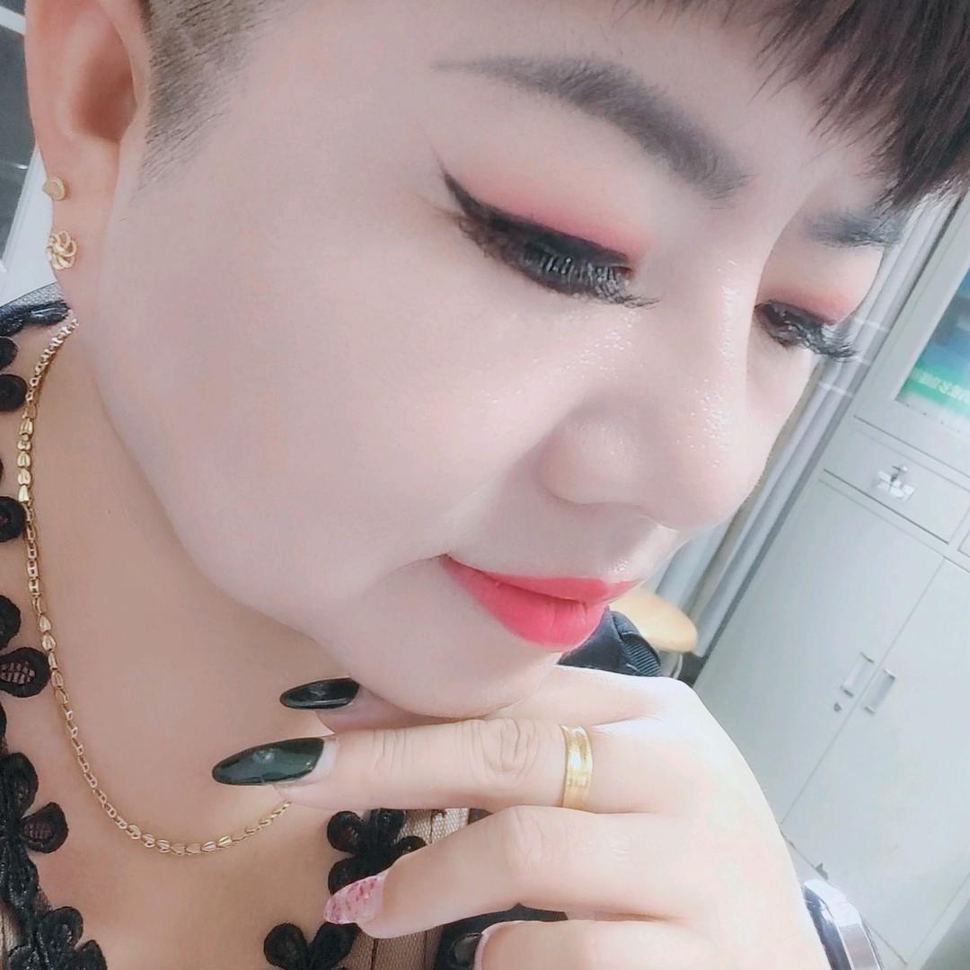 🌷蓝🌹色🌹妖🌹姬🌷