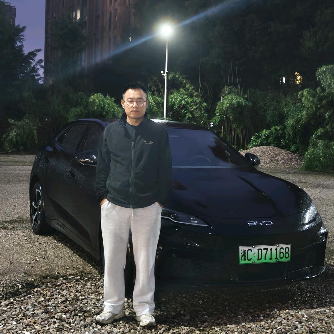 大圆脸的海豹06GT