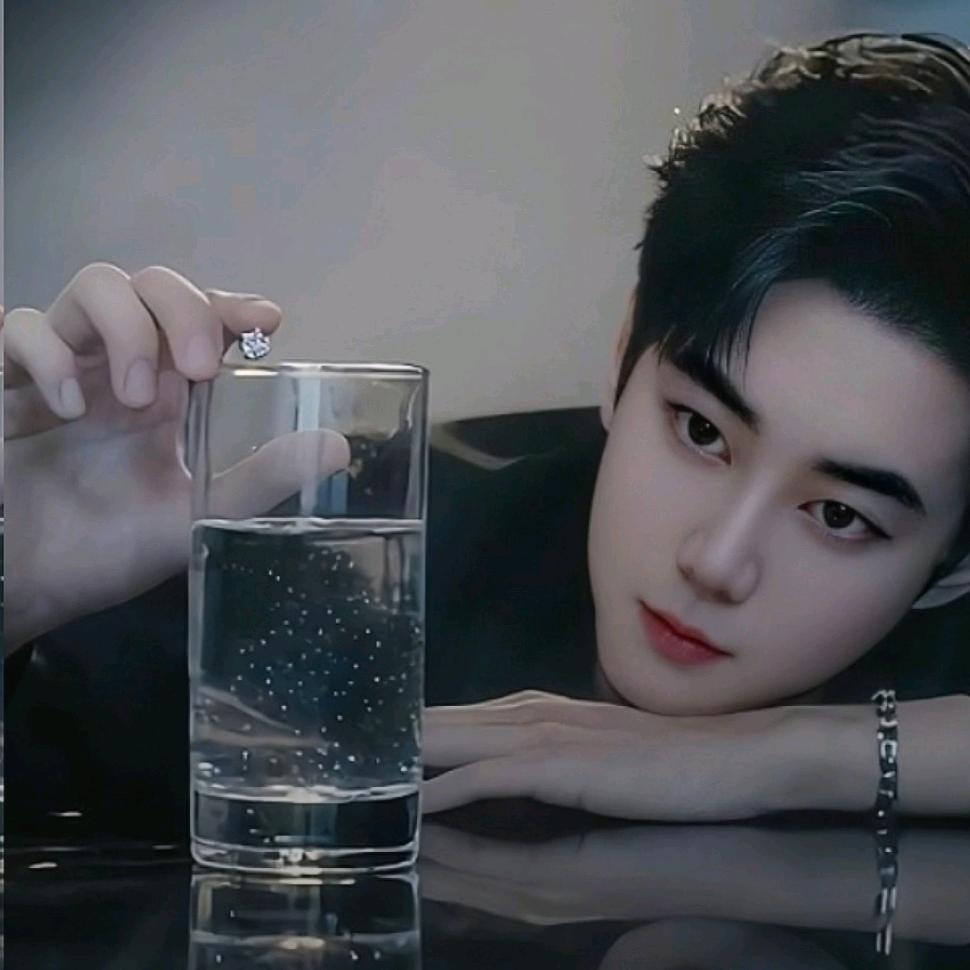 ✨公ྂ子ྂ雨ྂ✨