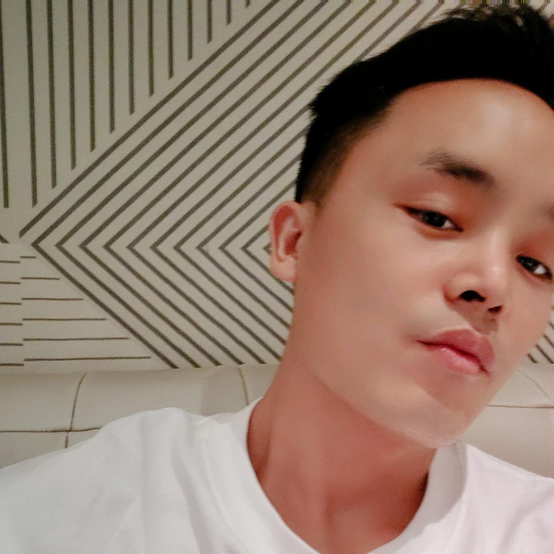 90后村干部小刘