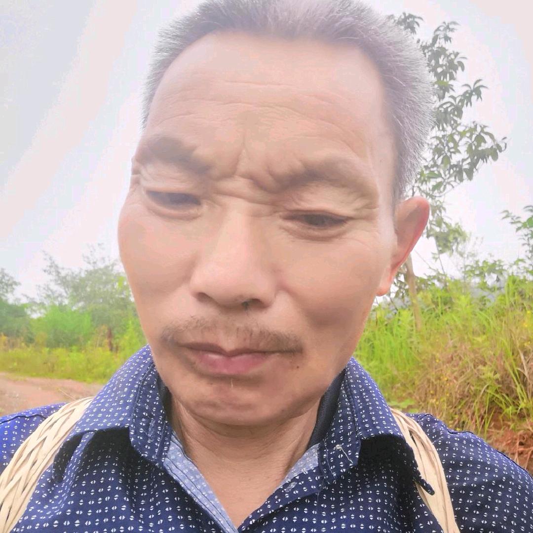 张仕伦