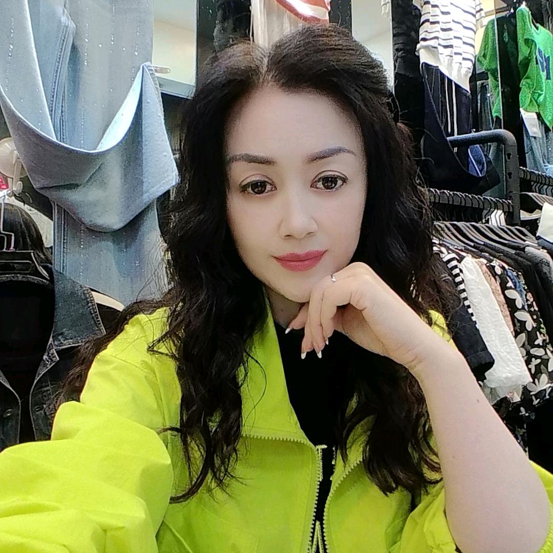 小颜服饰