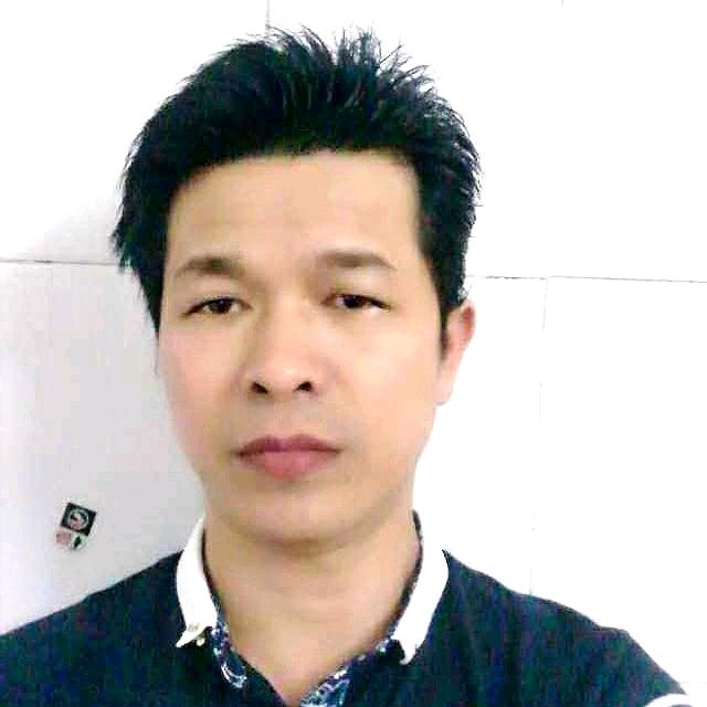 扶绥水电贴砖黄哥