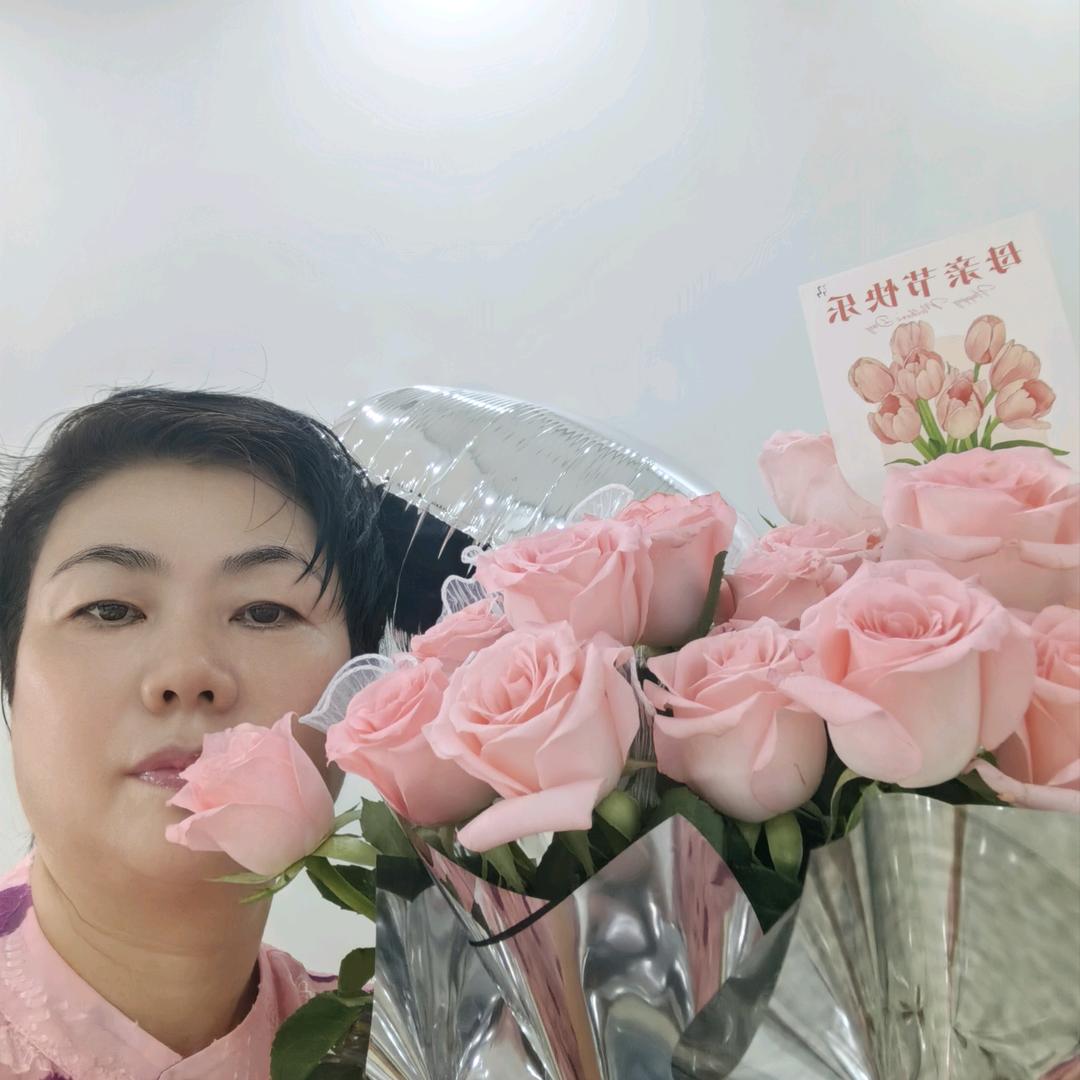 水含笑