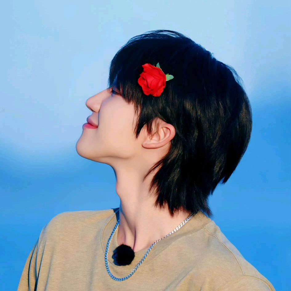 一坨肥猫。