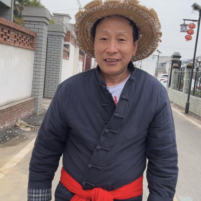 王支书荆店助农