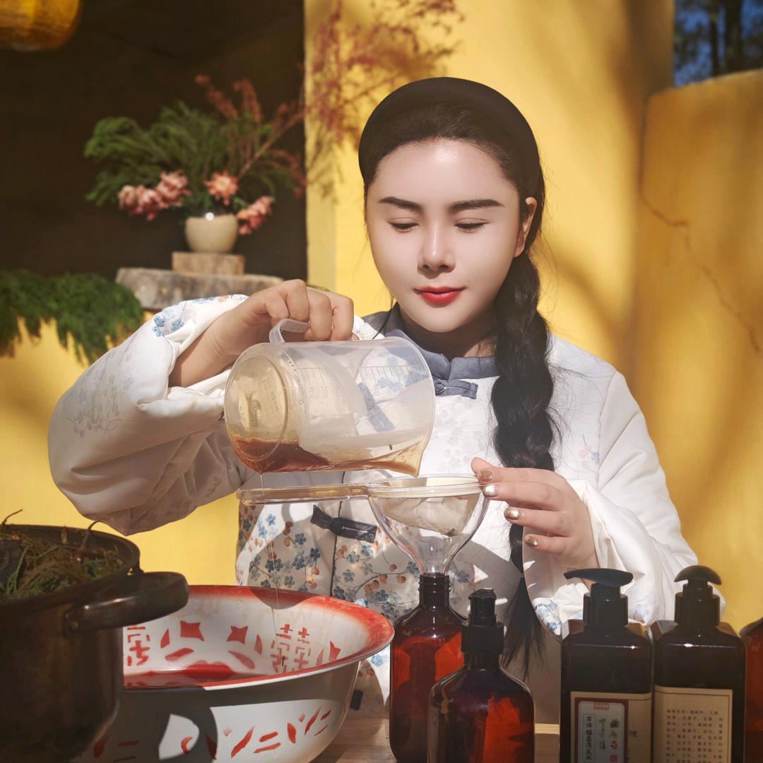 小溪家的草本洗发水