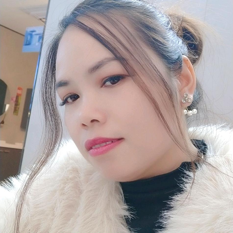 华艺卫浴小张