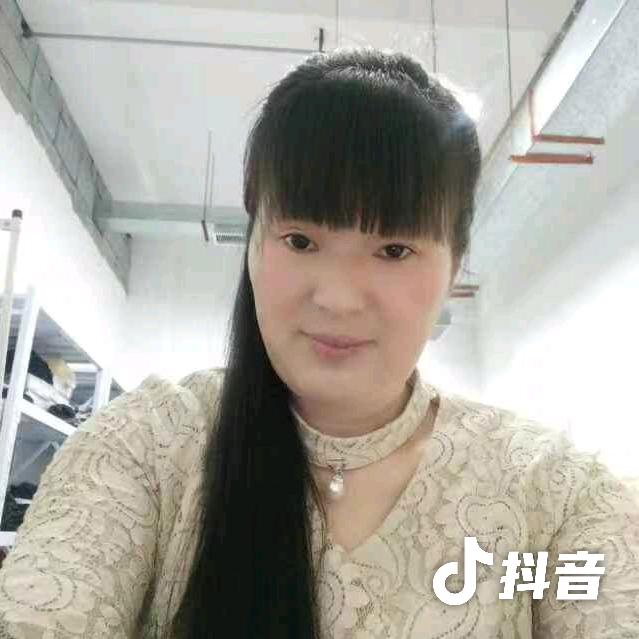 歌声飞扬