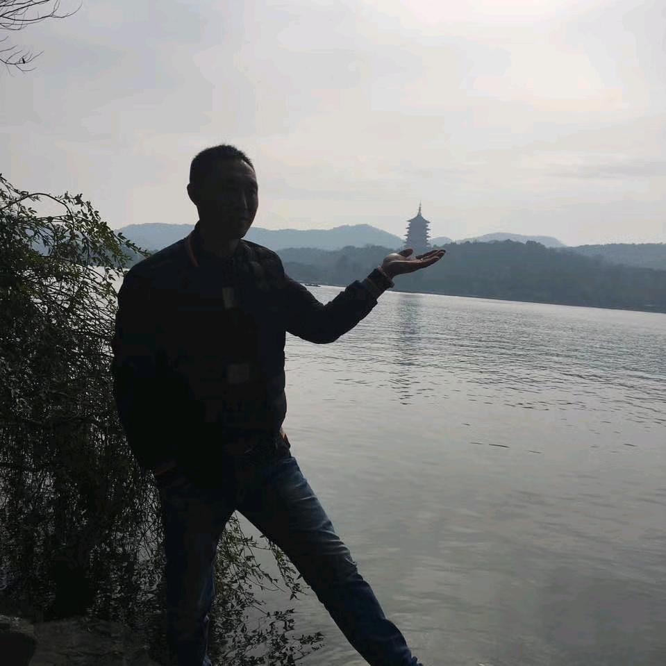 杨浪