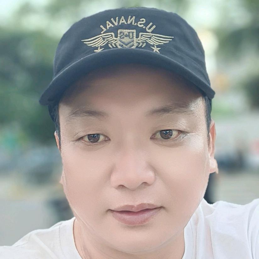 刘盛穆摄影师