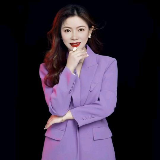 小花园守护者袁宝