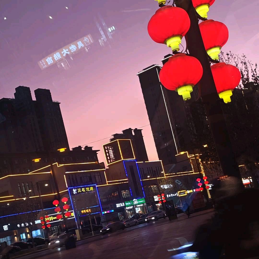 山水有相逢
