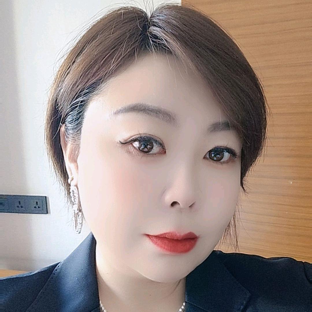 奥莱商场蓝调女装