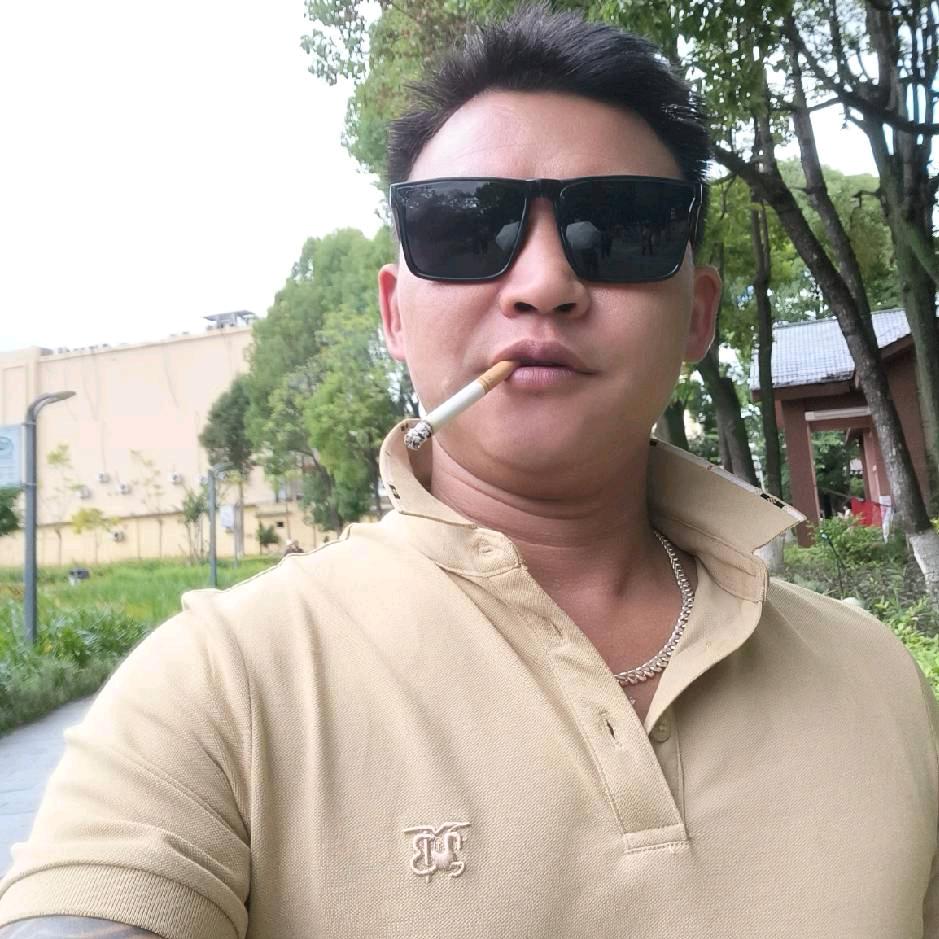 玉溪北城景新街发缘地小马哥理发店造型