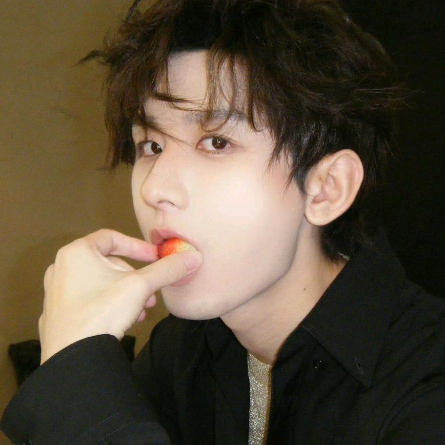 小小淇毅果儿🥝