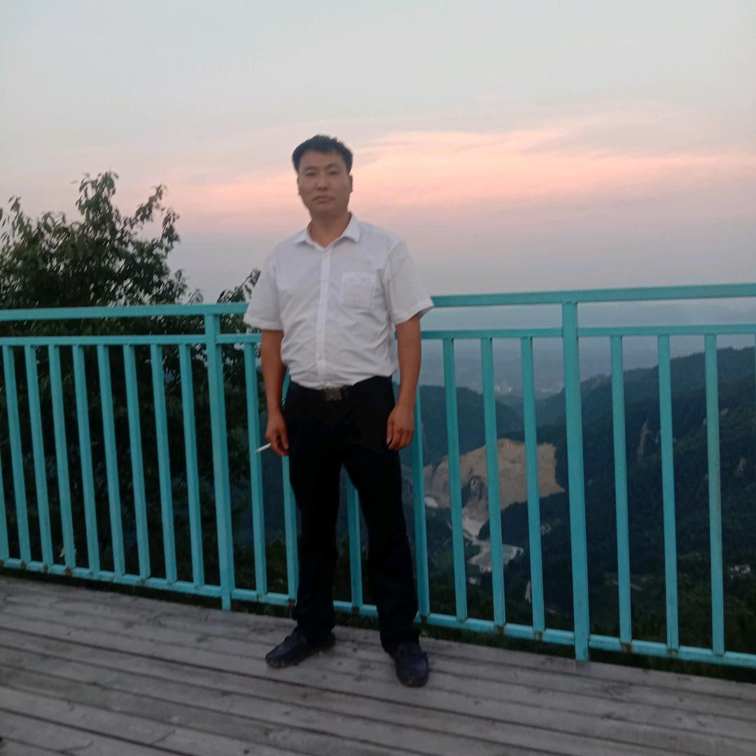 黄常武