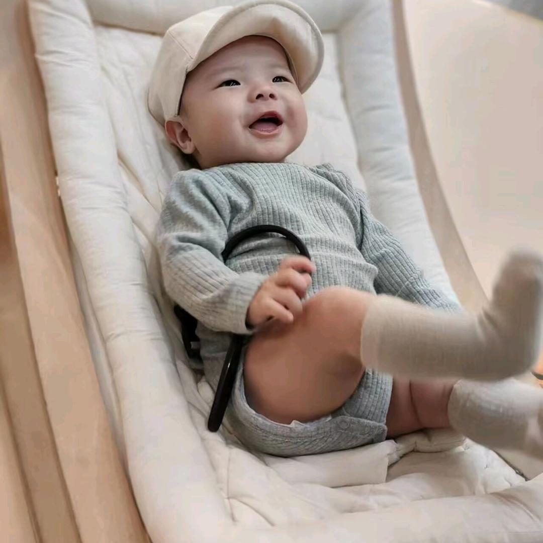 小洛尘
