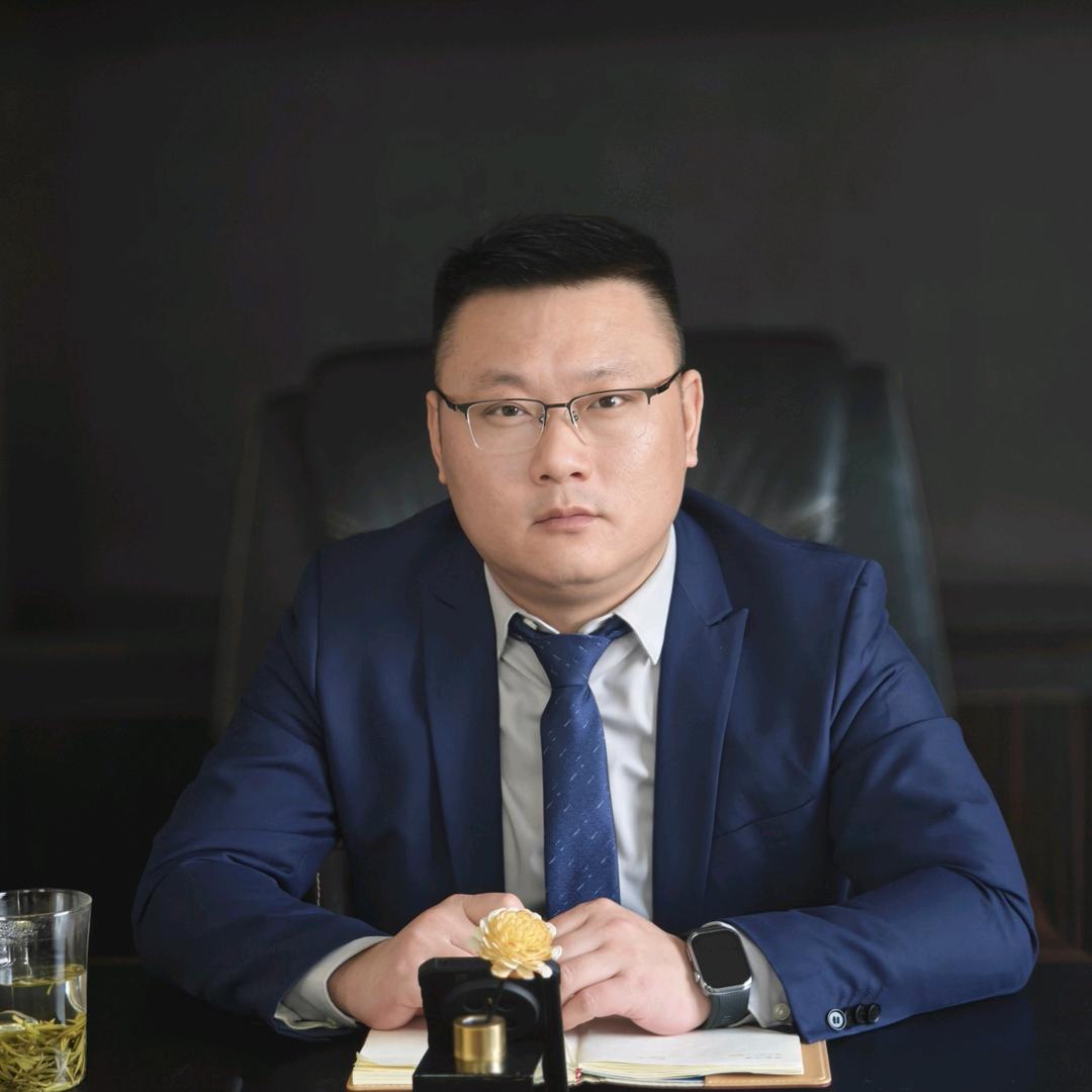 @小何何&大京京