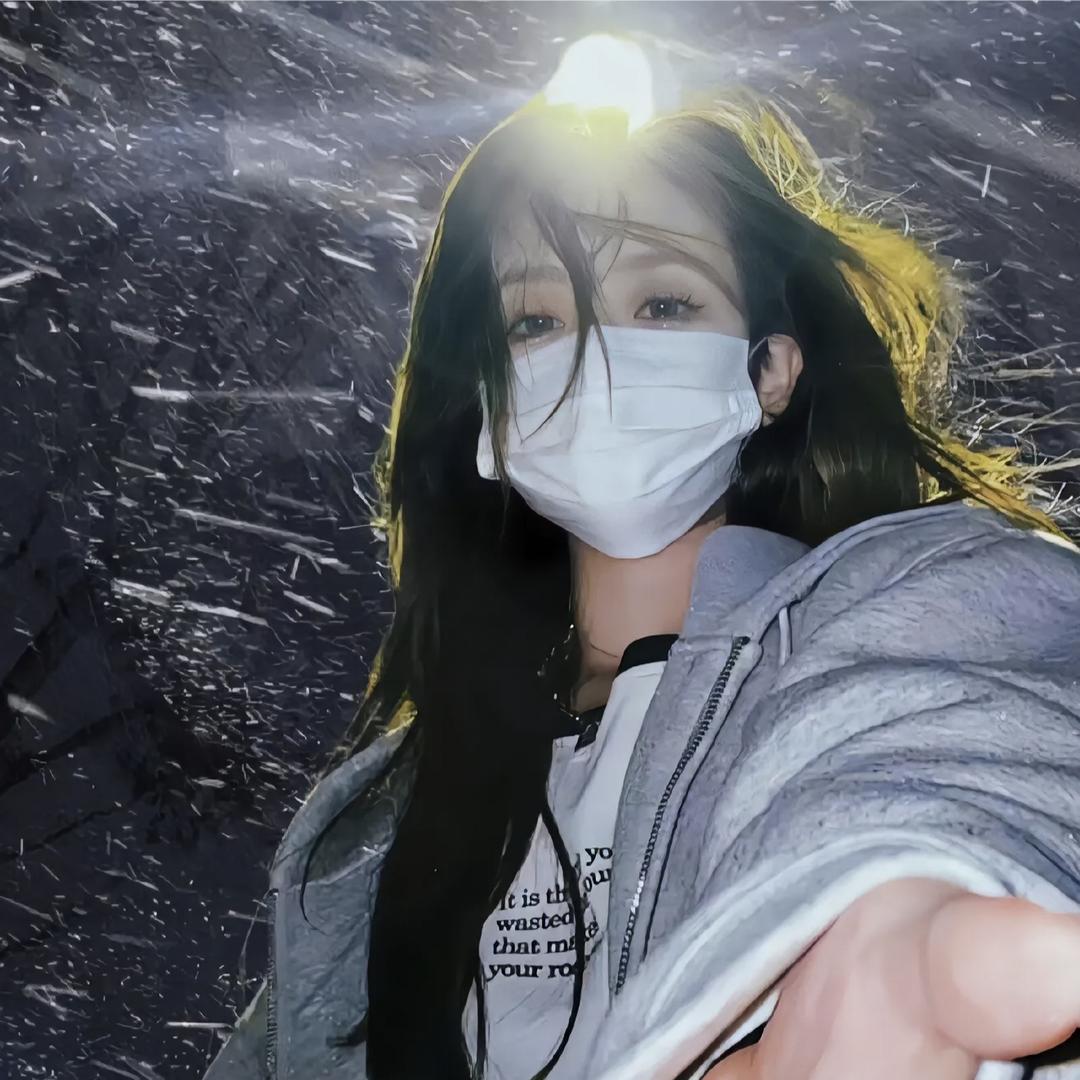 小咪＼(`Δ’)／