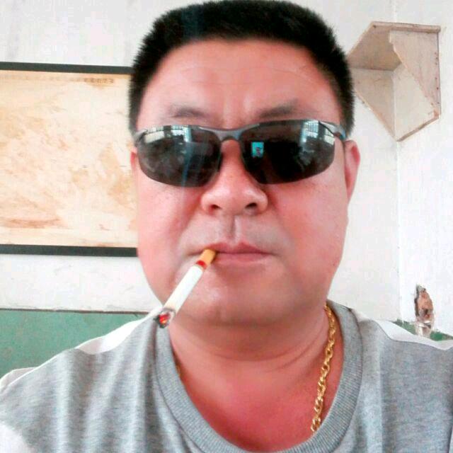 酒神，白酒千杯，啤酒任意 ，决不投降。