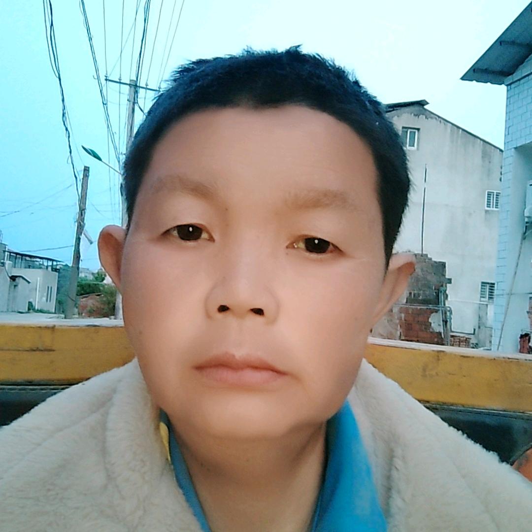佛之心云在飞