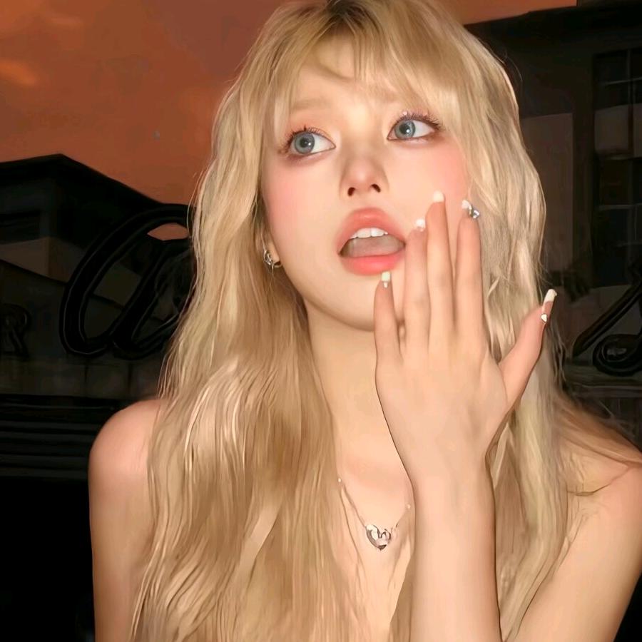 懒惰的猫 （连赞拉黑）