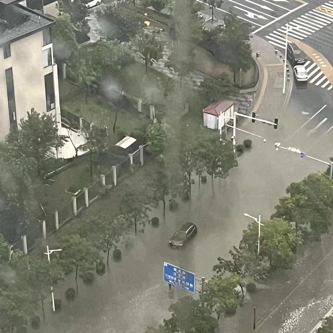 车水马龙