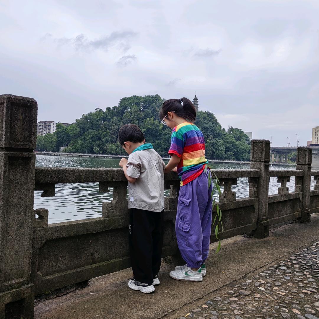 王小姐