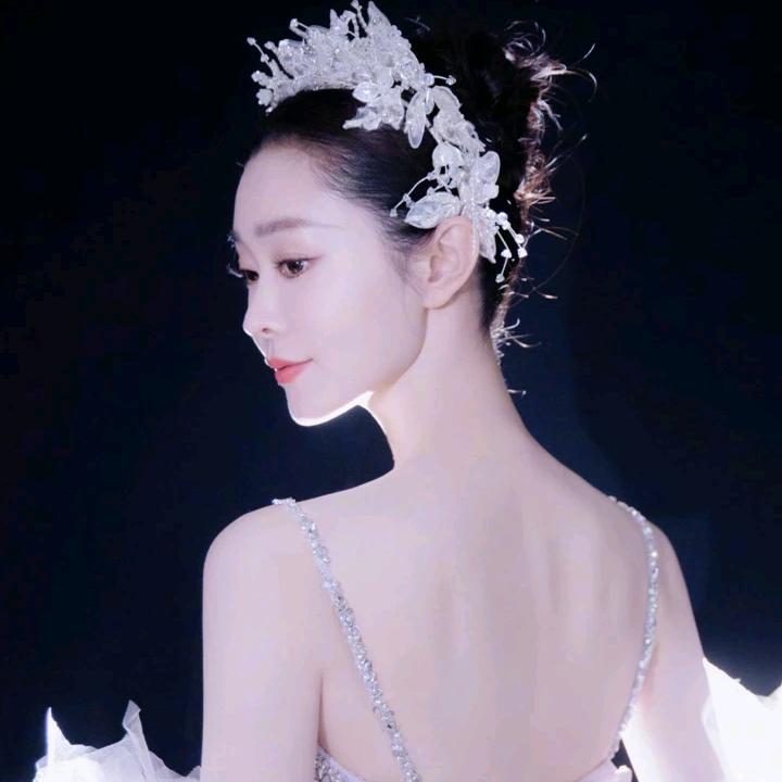 附近0.1米（通讯录好友）