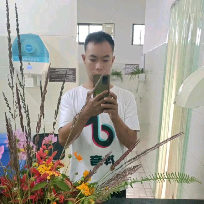 云南阿杜【户外主播】