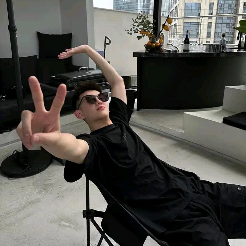 ㅤ  ㅤㅤㅤ