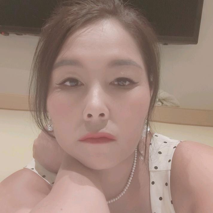 就叫李大小姐。