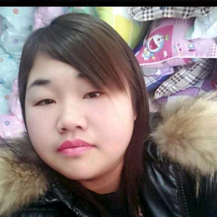 荣荣姐