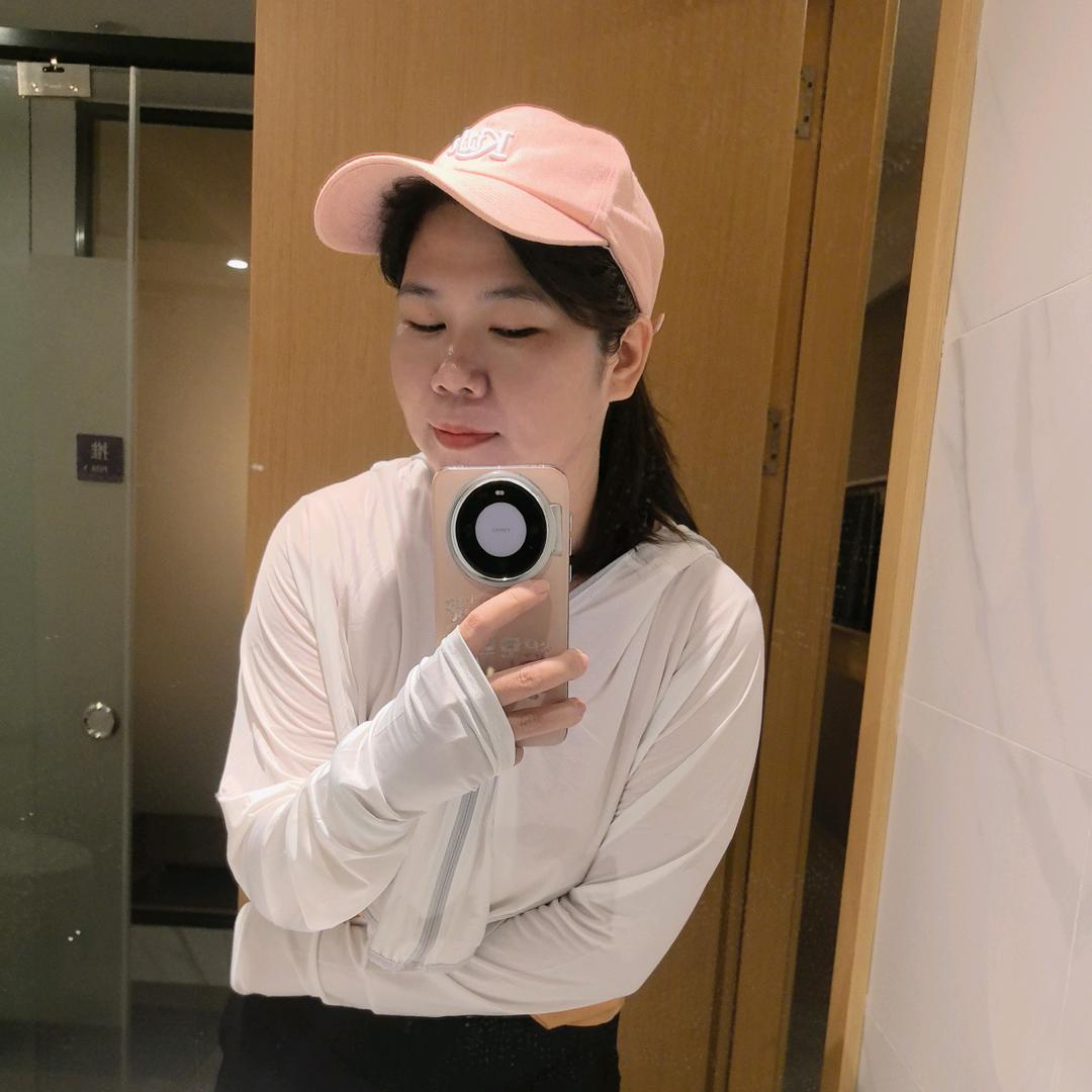 刘丽媛