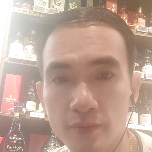 陸名豪