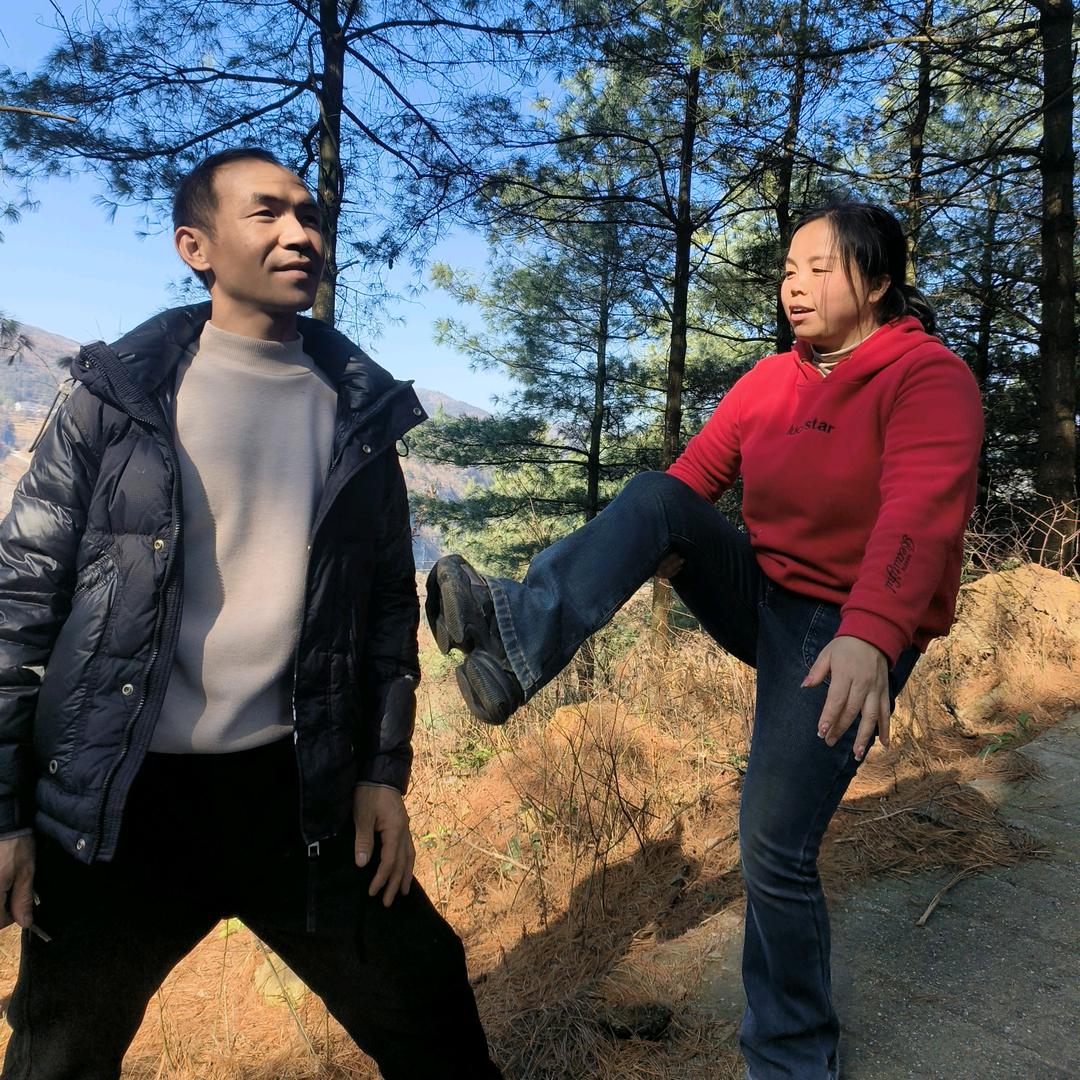 小王夫妻《虎牙妹》