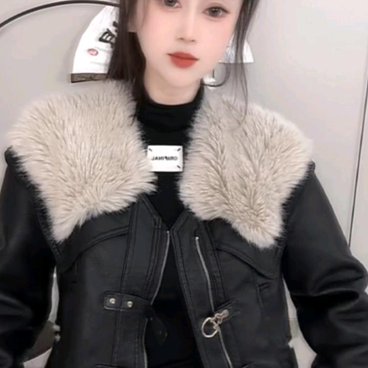 甄选时尚服饰穿搭