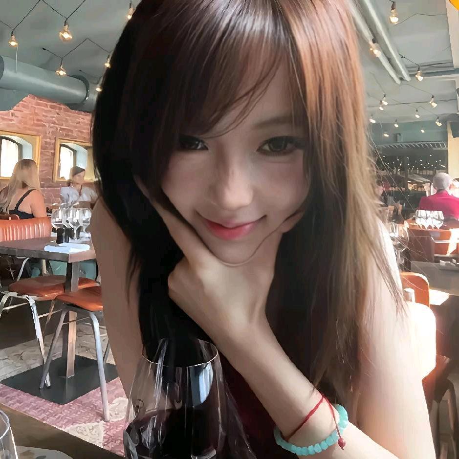 小梨.