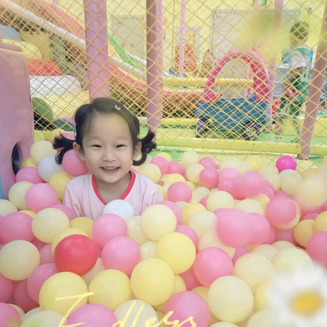 婷小妹东北大饭包（金色欧城店）