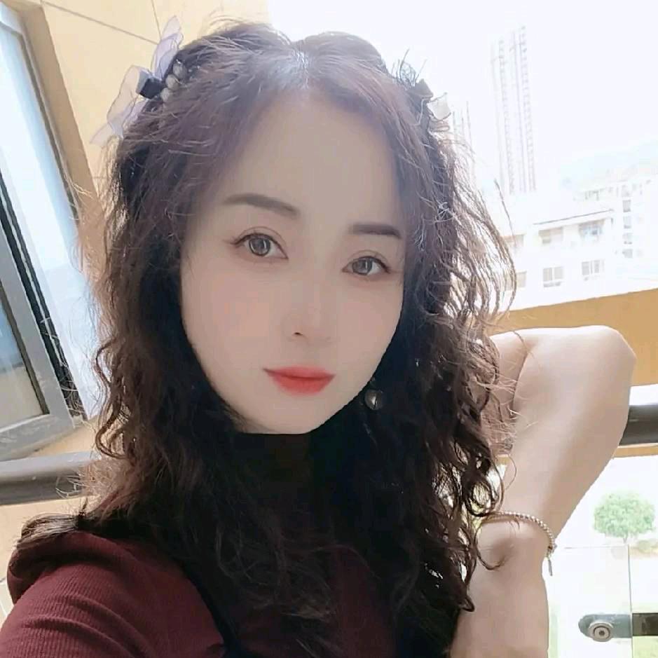 微微一笑她很美