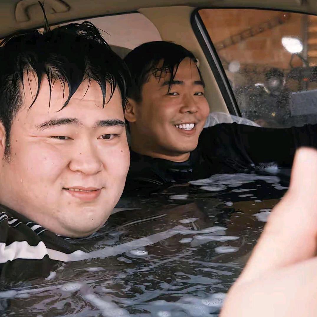 ㅤㅤㅤㅤ ㅤㅤㅤㅤ ㅤㅤy1