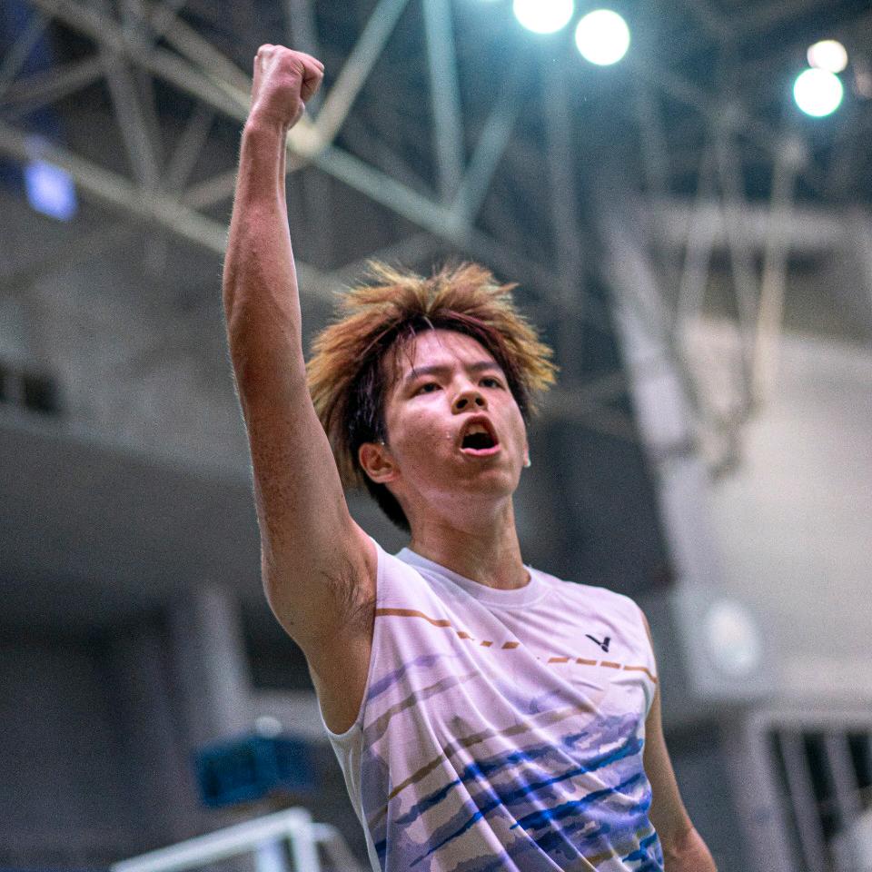 🌊🏸