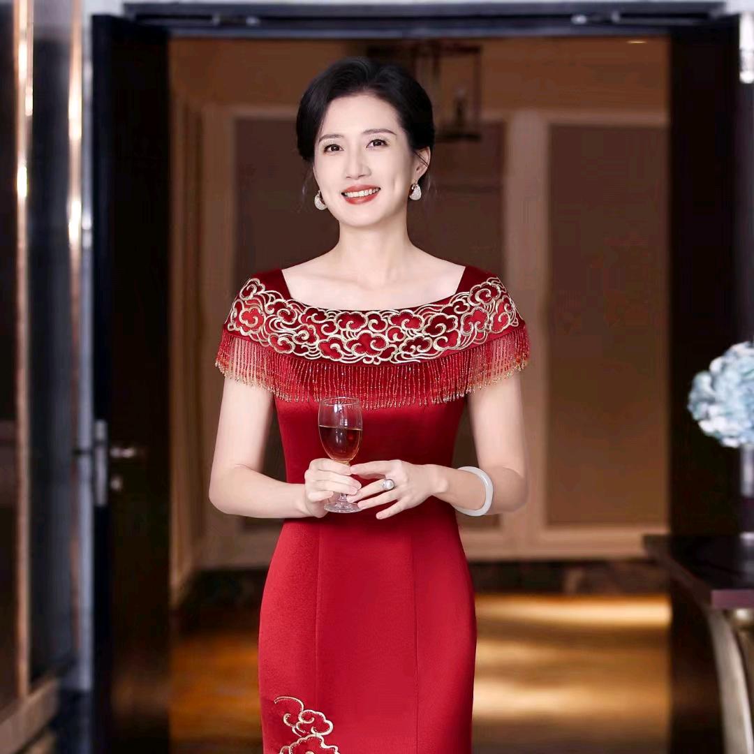 曲沟新名流喜妈妈喜服馆