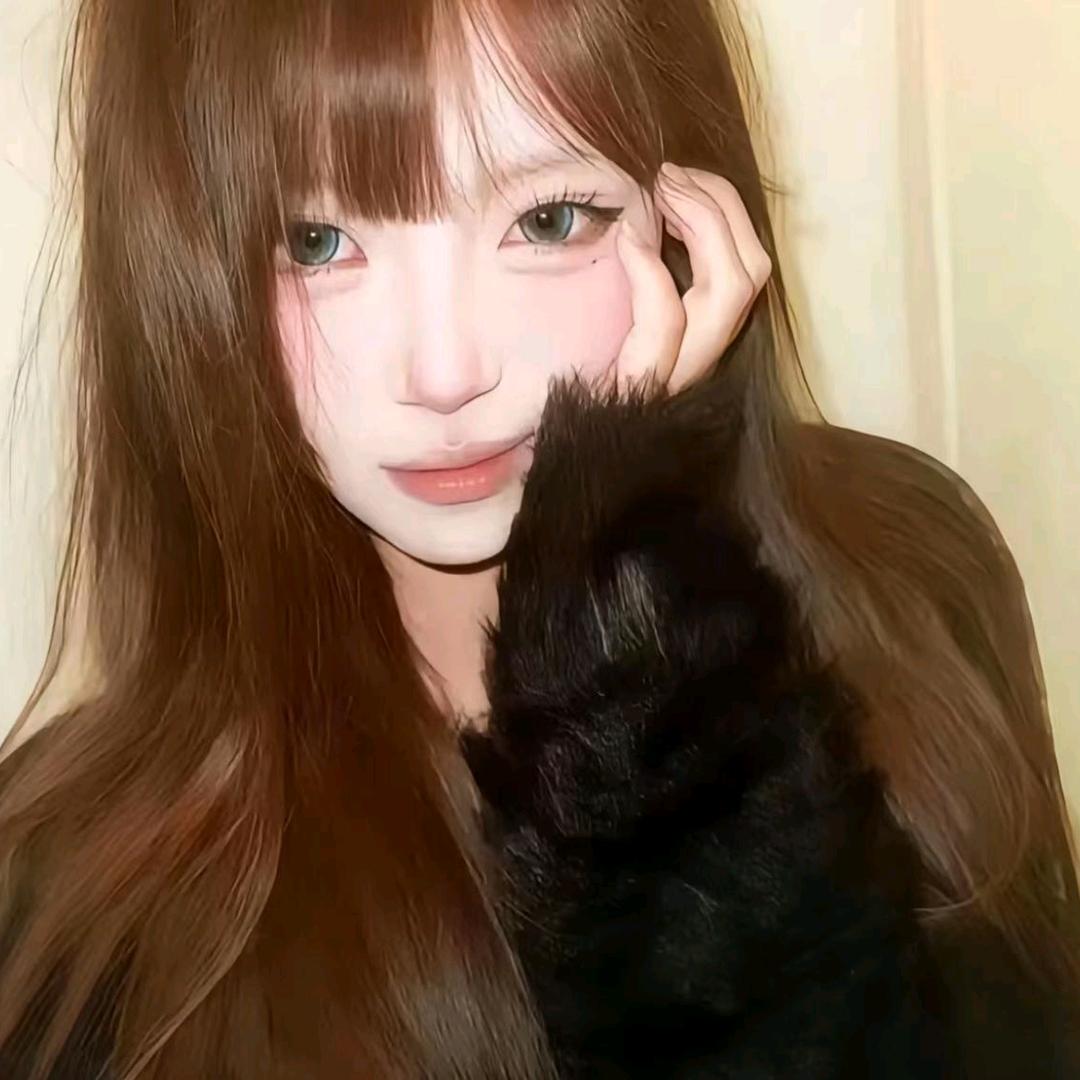 XiaoXinxin.💫