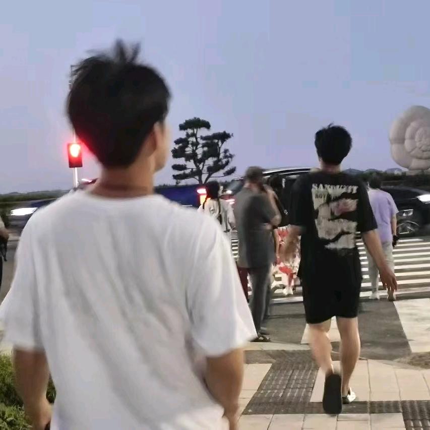 是童不是同