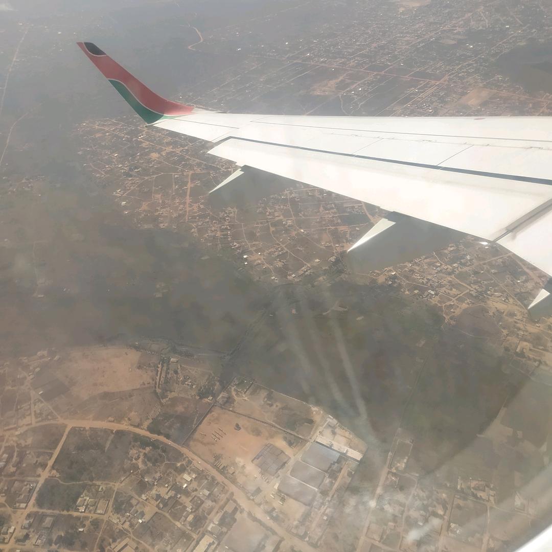 阿乐在路上（目前已回国）